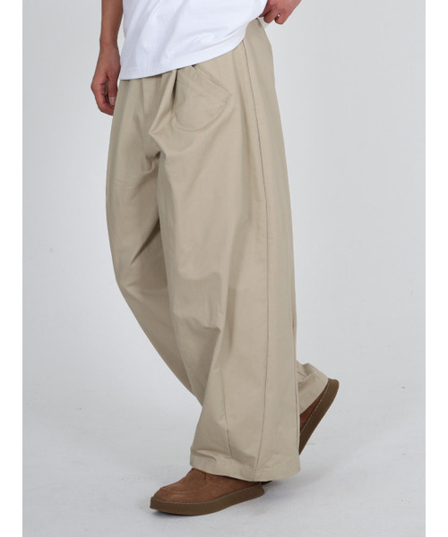 BUTTON SEOUL(ボタンソウル)の「ピンタックワイドバルーンチノパンツ(ベージュ)(その他パンツ・レディース・その他・X-LARGE/MEDIUM)」の12枚目の写真