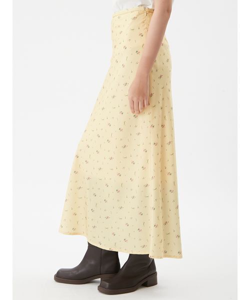 Mila Owen（ミラオーウェン）の「小花柄プリントナロースカート（スカート・レディース・イエロー/ミント/ブラウン・1/0）」の6枚目の写真