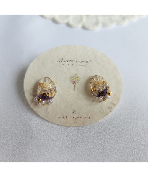 tone(トーン)の「【Sweetlupine】【Sweetlupine】小さな宝石【パープル】小ぶり フラワー カスミ草 レジン ♡ チタンピアス(MA)(ピアス(両耳用)・レディース・パープル・FREE)」の2枚目の写真