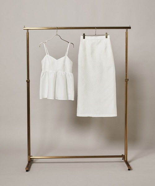 N.(N. Natural Beauty Basic)(エヌエヌナチュラルビューティーベーシック)の「ジャガードペプラムキャミセットアップ(ワンピース・レディース・ブラック/オフホワイト・MEDIUM/P/S)」の2枚目の写真