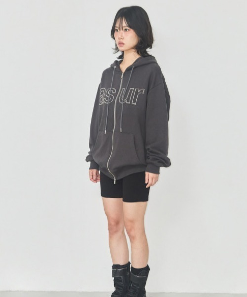 as you are(アズユーアー)の「◇ASYOUARE◇ブランド直輸入正規品/丈が選べる/ショート丈/レギュラー丈/AU ホットフィックス フーディー ジップアップ AU HOTFIX HOODIE ZIP-UP(パーカー・レディース・チャコール/ホワイト/ブラック・S/M)」の5枚目の写真