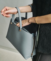 【E'POR】Y BAG Medium/通勤・軽量・26AW