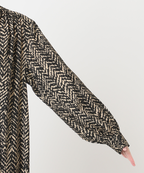 JOURNAL STANDARD（ジャーナルスタンダード）の「《WEB限定追加》ランダムヘリンボーンプリントワンピース（ワンピース・レディース・ブラック・FREE）」の15枚目の写真