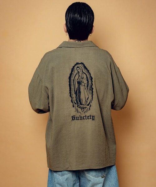 Subciety（サブサエティ）の「Embroidery Maria open collar shirt（シャツ/ブラウス・メンズ・オリーブ/ブラック/ホワイト・SMALL/MEDIUM/LARGE/X-LARGE）」の7枚目の写真