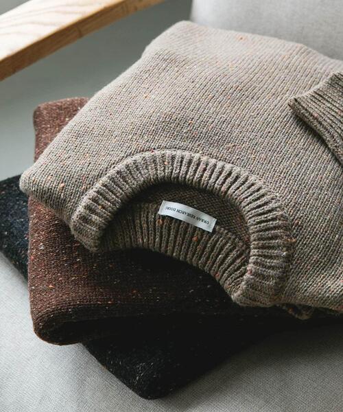 URBAN RESEARCH DOORS（アーバンリサーチドアーズ）の「ウールブレンドネップクルーネックニット（ニット/セーター・メンズ・ベージュ系その他/グレー系その他/ブラウン系その他・LARGE/MEDIUM）」の3枚目の写真