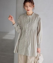 studio CLIP（スタディオクリップ）の「ダブルフロントやわらか刺繍ブラウス《オケージョン2026SS》（シャツ/ブラウス）」