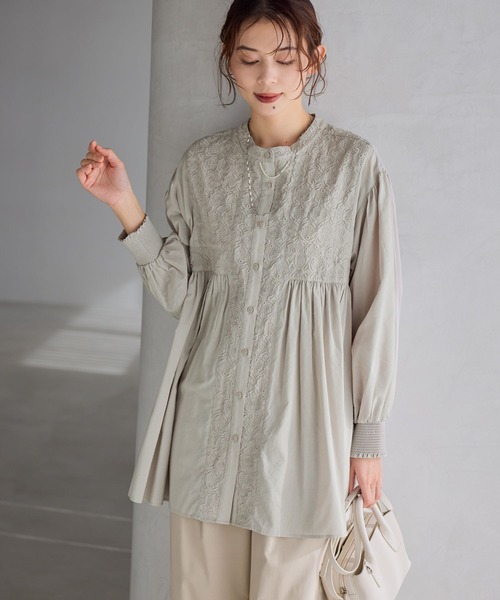 ダブルフロントやわらか刺繍ブラウス《オケージョン2026SS》（シャツ
