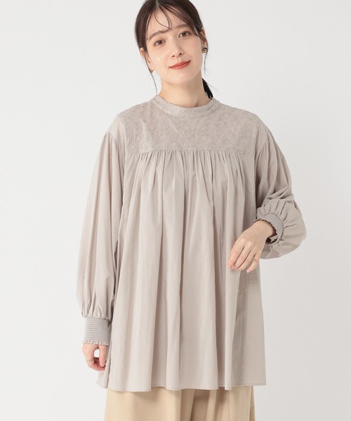 studio CLIP（スタディオクリップ）の「ダブルフロントやわらか刺繍ブラウス《オケージョン2026SS》（シャツ/ブラウス・レディース・ネイビー/ライトグレー/オフホワイト/ライトブルー・FREE）」の19枚目の写真