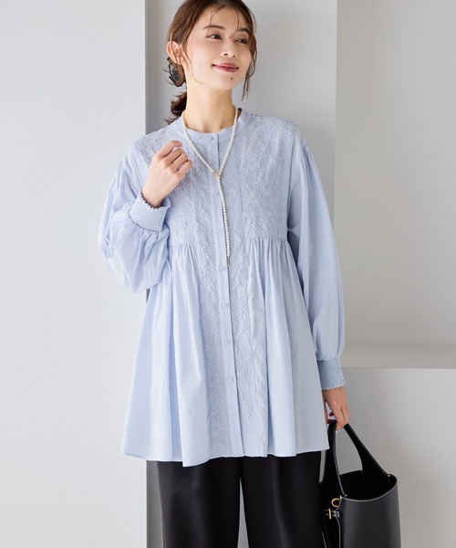 ダブルフロントやわらか刺繍ブラウス《オケージョン2026SS》（シャツ