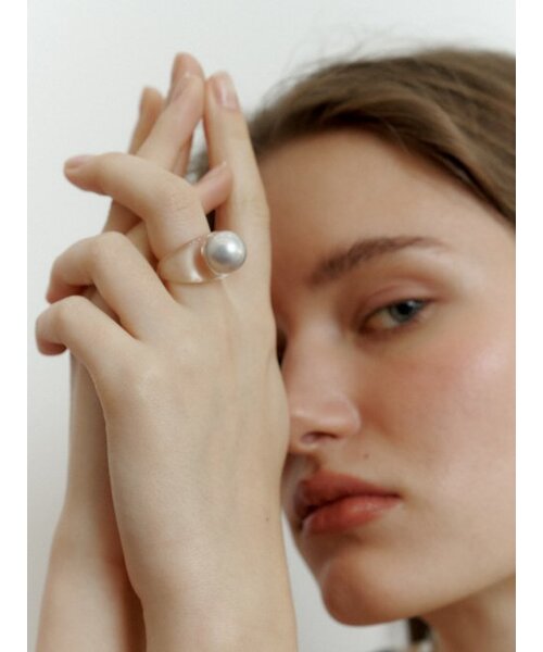 LOVE ME MONSTER(ラブミーモンスター)の「Soft Silver Pearl Ring(リング・レディース・シルバー・FREE)」の4枚目の写真