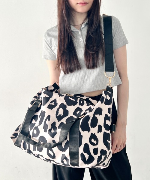 wears(ウェアーズ)の「レオパード 大容量 トラベルバッグ ボストンバッグ(ボストンバッグ・レディース・ピンク/ブラック・FREE)」の6枚目の写真