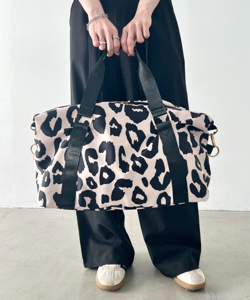 wears(ウェアーズ)の「レオパード 大容量 トラベルバッグ ボストンバッグ(ボストンバッグ・レディース・ピンク/ブラック・FREE)」の10枚目の写真