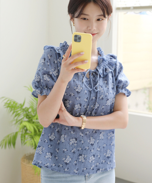 BBAEBBAE(ペッペ)の「パフ半袖フリルバンディングショルダーオフショルダー演出可能ブラウス(シャツ/ブラウス・レディース・その他・S)」の1枚目の写真