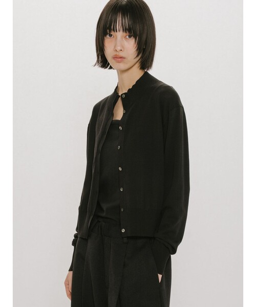 MIDIUMISOLID(ミディウミソリッド)の「MIDIUMISOLID for Ladies ハイネックショートカーディガン(カーディガン/ボレロ・レディース・ブラック/ベージュ/レッド・FREE)」の14枚目の写真