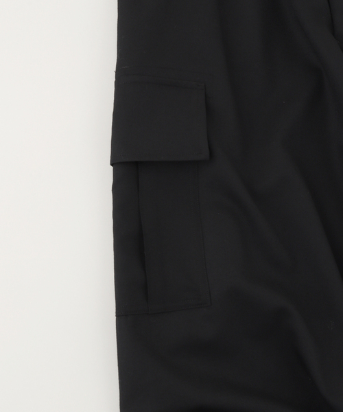 sulvam（サルバム）の「SULVAM / サルバム ギャバジンカーゴボンテージパンツ（カーゴパンツ・メンズ・ブラック・SMALL/MEDIUM）」の4枚目の写真