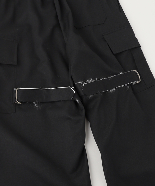 sulvam（サルバム）の「SULVAM / サルバム ギャバジンカーゴボンテージパンツ（カーゴパンツ・メンズ・ブラック・SMALL/MEDIUM）」の7枚目の写真