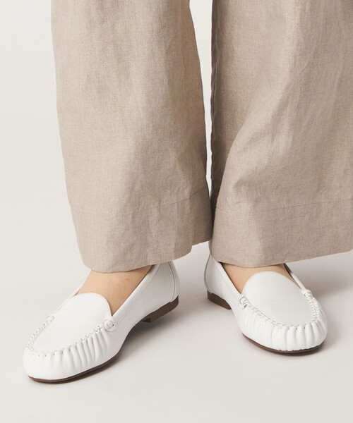 ODETTE E ODILE（オデットエオディール）の「プレーンハンドソーンモカ フラット15↑（モカシン/デッキシューズ・レディース・ホワイト/ブラック/その他1/ピンク・24.5cm/24cm/23.5cm/22.5cm/22cm/25cm/23cm）」の5枚目の写真