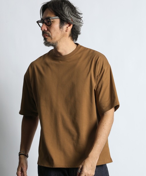 The DUFFER of ST.GEORGE（ザダファーオブセントジョージ）の「COOLMAX 2LAYERS RELAX FIT TEE：2層構造 吸水速乾クールマックス リラックス Tシャツ（Tシャツ/カットソー・メンズ・ブラック/ブルーグレー/ホワイト/ブラウン/ライトグレー・MEDIUM/SMALL/X-LARGE/LARGE）」の14枚目の写真