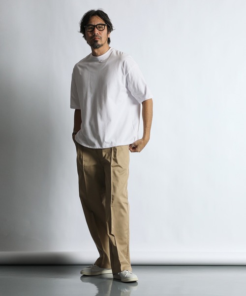 The DUFFER of ST.GEORGE（ザダファーオブセントジョージ）の「COOLMAX 2LAYERS RELAX FIT TEE：2層構造 吸水速乾クールマックス リラックス Tシャツ（Tシャツ/カットソー・メンズ・ブラック/ブルーグレー/ホワイト/ブラウン/ライトグレー・MEDIUM/SMALL/X-LARGE/LARGE）」の7枚目の写真