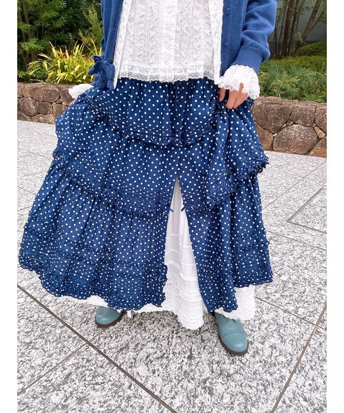 PINK HOUSE（ピンクハウス）の「フリル使いロングスカート（スカート・レディース・ブラック系/レッド系/ネイビー系/ピンク系・フリー）」の3枚目の写真