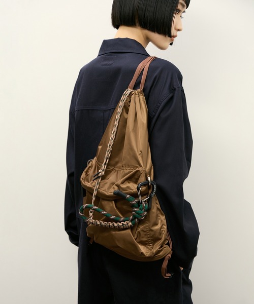 NOMADIS（ノマディス）の「【NOMADIS for ADAM ET ROPE'】別注 ストラップ付 LATT（バックパック/リュック・レディース・ブラウン/ブラック・FREE）」の2枚目の写真