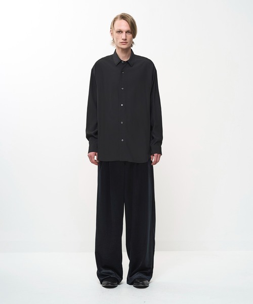 Juha(ユハ)の「DRAPED RAYON SHIRT(シャツ/ブラウス・メンズ・ホワイト/ブラック・4/3)」の3枚目の写真