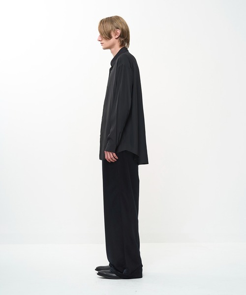 Juha(ユハ)の「DRAPED RAYON SHIRT(シャツ/ブラウス・メンズ・ホワイト/ブラック・4/3)」の4枚目の写真