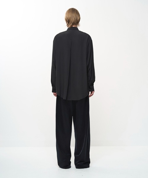 Juha(ユハ)の「DRAPED RAYON SHIRT(シャツ/ブラウス・メンズ・ホワイト/ブラック・4/3)」の5枚目の写真