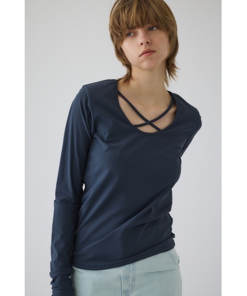 RIM.ARK(リムアーク)の「Cross strap skin tops クロス ストラップ スキン トップス(Tシャツ/カットソー・レディース・グレー/ライトグレー/ブラック・FREE)」の12枚目の写真