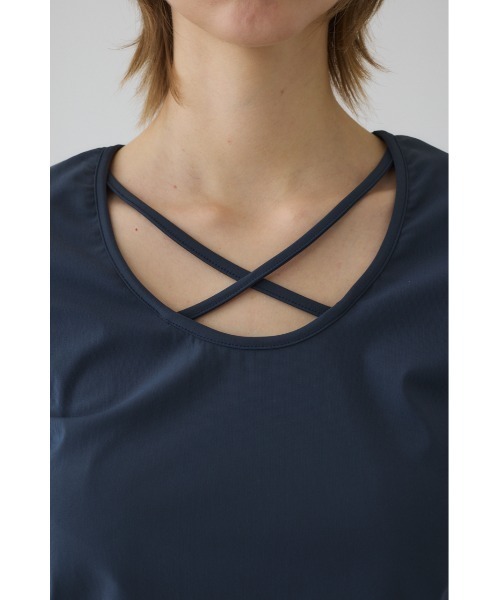 RIM.ARK(リムアーク)の「Cross strap skin tops クロス ストラップ スキン トップス(Tシャツ/カットソー・レディース・グレー/ライトグレー/ブラック・FREE)」の17枚目の写真
