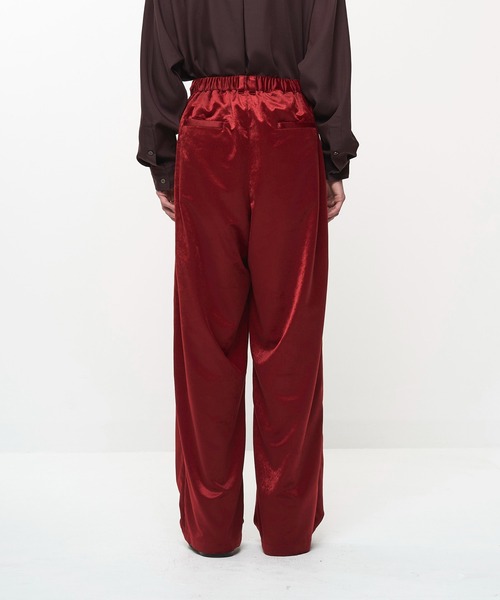 Juha（ユハ）の「SOFT VELOUR WIDE PANTS（スラックス・メンズ・レッド/ブラック・4/3/2）」の8枚目の写真