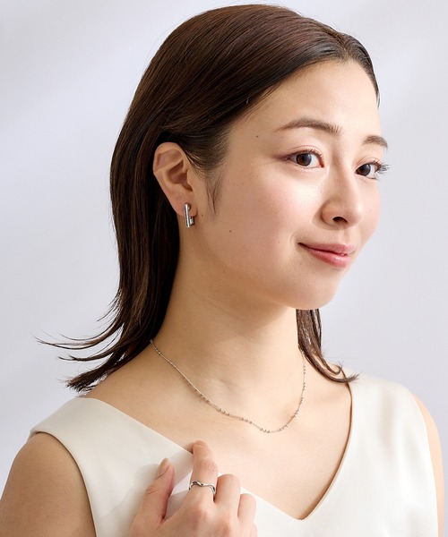 CALIN STANDARD(カリンスタンダード)の「◆金属アレルギー対応◆◆made in japan◆【痛くない】【落ちにくい】【ストレスフリーな着け心地】ロングスクエア グランループフィットイヤリング(イヤリング・レディース・シルバー/ゴールド・FREE)」の10枚目の写真