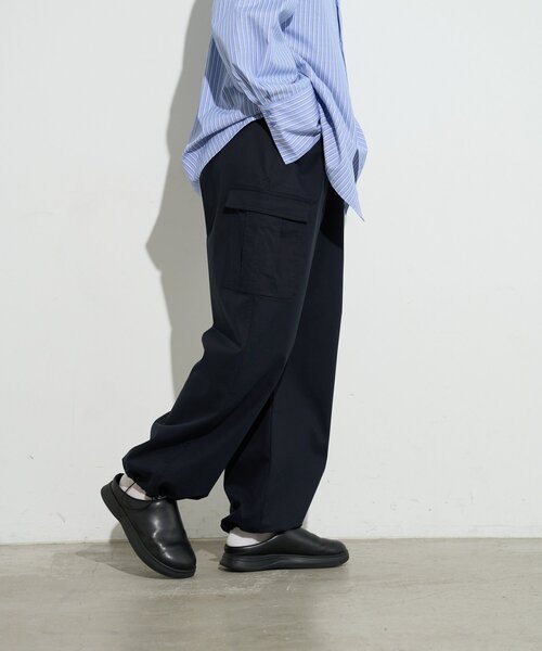BIRTHDAY BAR（バースデイバー）の「【B-DAY STORE】ワイドカーゴパンツ メンズ（カーゴパンツ・メンズ・ベージュ/ネイビー・0）」の2枚目の写真