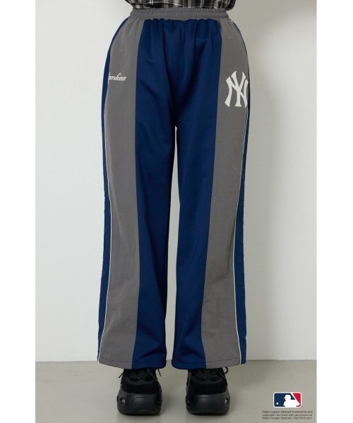 RODEO CROWNS WIDE BOWL（ロデオクラウンズワイドボウル）の「(MLB)ドッキングトラックパンツ（その他パンツ・レディース・ライトグレー/ブラウン/ネイビー・LARGE/MEDIUM）」の20枚目の写真