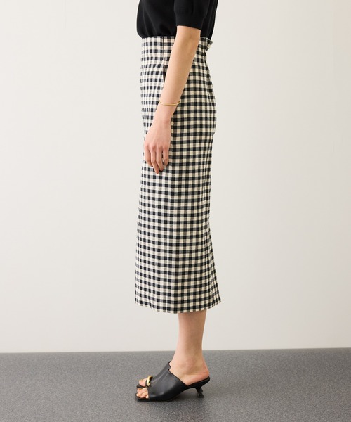 ROPE'（ロペ）の「[美人スカート]リネン混ギンガムチェックポケット付きタイトスカート/26SS・イージーケア（スカート・レディース・ブラック系その他・38/36）」の13枚目の写真
