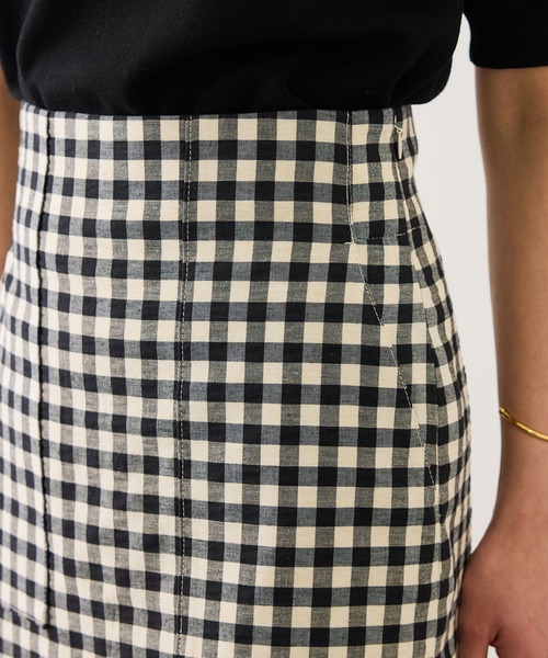 ROPE'（ロペ）の「[美人スカート]リネン混ギンガムチェックポケット付きタイトスカート/26SS・イージーケア（スカート・レディース・ブラック系その他・38/36）」の17枚目の写真