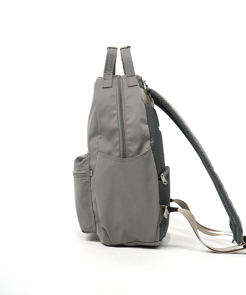 anello GRANDE(アネログランデ)の「"02"≪anello GRANDE≫motte/モッテ 8ポケット/15L もちっとハンドル ラウンド リュック(バックパック/リュック・レディース・サンドベージュ/グレー/ブルーグレー/ブラック・ONE SIZE)」の14枚目の写真