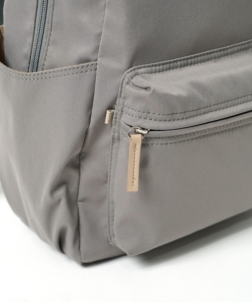 anello GRANDE(アネログランデ)の「"02"≪anello GRANDE≫motte/モッテ 8ポケット/15L もちっとハンドル ラウンド リュック(バックパック/リュック・レディース・サンドベージュ/グレー/ブルーグレー/ブラック・ONE SIZE)」の19枚目の写真