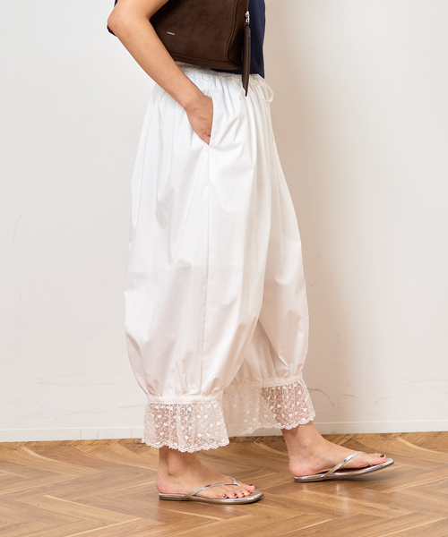 Bonum(ボナム)の「LACE HEM BALLOON パンツ(その他パンツ・レディース・ホワイト・FREE)」の11枚目の写真
