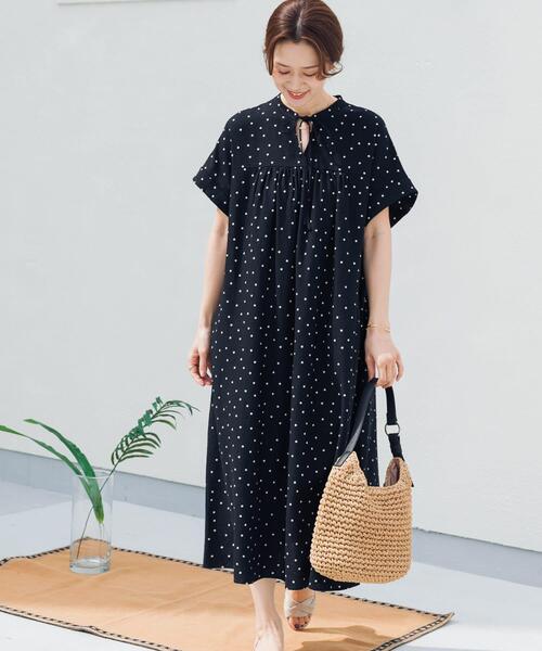 URBAN RESEARCH DOORS(アーバンリサーチドアーズ)の「リネンリヨセルドットワンピース(ワンピース・レディース・ナチュラル/ブラック・FREE)」の6枚目の写真
