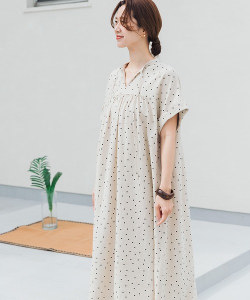 URBAN RESEARCH DOORS(アーバンリサーチドアーズ)の「リネンリヨセルドットワンピース(ワンピース・レディース・ナチュラル/ブラック・FREE)」の13枚目の写真