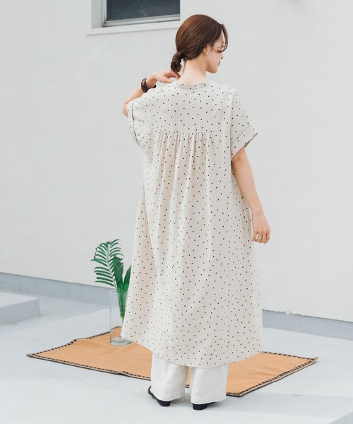 URBAN RESEARCH DOORS(アーバンリサーチドアーズ)の「リネンリヨセルドットワンピース(ワンピース・レディース・ナチュラル/ブラック・FREE)」の17枚目の写真
