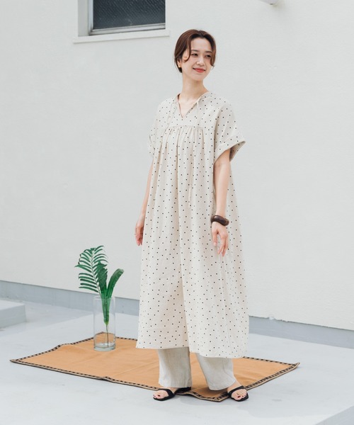 URBAN RESEARCH DOORS(アーバンリサーチドアーズ)の「リネンリヨセルドットワンピース(ワンピース・レディース・ナチュラル/ブラック・FREE)」の19枚目の写真