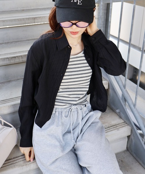SpRay(スプレイ)の「サイドシャーリングシャツアンサンブル(シャツ/ブラウス・レディース・ブラック/サックスブルー/ホワイト/ピンク・FREE)」の6枚目の写真