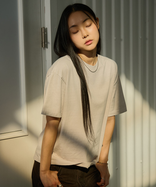 DESIRED(デシレッド)の「ピグメントクロップ半袖Tシャツ-FBSK5803D0A(Tシャツ/カットソー・メンズ・アイボリー・MEDIUM/LARGE/X-LARGE)」の7枚目の写真