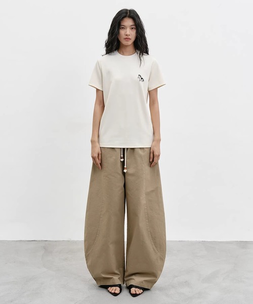 EIGHTHMONTH(エイスマンス)の「ホースワッペン クルーネックTシャツ EM26s057【EIGHTHMONTH】(Tシャツ/カットソー・レディース・ネイビー/アイボリー・S/M)」の8枚目の写真