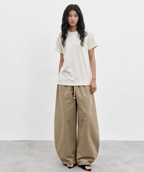 EIGHTHMONTH(エイスマンス)の「ホースワッペン クルーネックTシャツ EM26s057【EIGHTHMONTH】(Tシャツ/カットソー・レディース・ネイビー/アイボリー・S/M)」の9枚目の写真