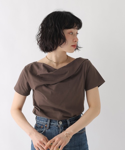 BAYFLOW（ベイフロー）の「[WEB限定]2WAYドレープアシメデザインTEE（Tシャツ/カットソー・レディース・ブラック/オートミール/ブラウン/ホワイト/グレー・SMALL/X-SMALL）」の16枚目の写真