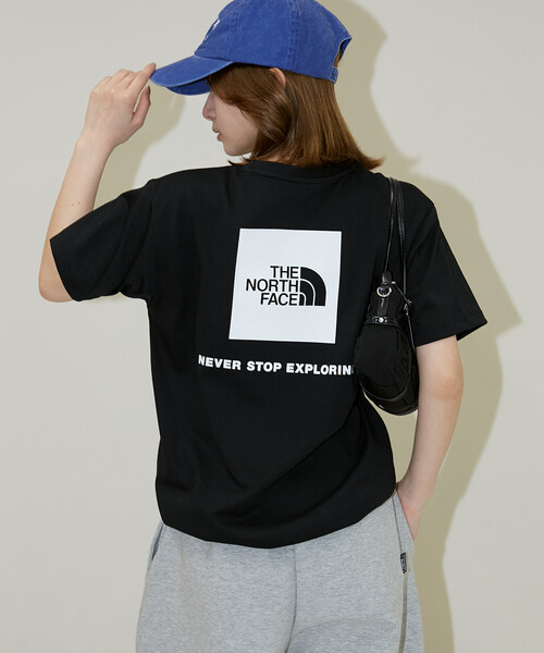 THE NORTH FACE(ザノースフェイス)の「THE NORTH FACE/ザ・ノース・フェイス Short Sleeve Back Square Logo Tee/ショートスリーブ バック スクエア ロゴ Tシャツ (NTW32447) 限定展開(ニット/セーター・レディース・オフホワイト/ブラック・MEDIUM/SMALL/X-LARGE/LARGE)」の5枚目の写真