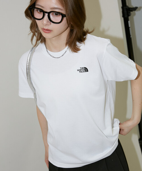 THE NORTH FACE(ザノースフェイス)の「THE NORTH FACE/ザ・ノース・フェイス Short Sleeve Back Square Logo Tee/ショートスリーブ バック スクエア ロゴ Tシャツ (NTW32447) 限定展開(ニット/セーター・レディース・オフホワイト/ブラック・MEDIUM/SMALL/X-LARGE/LARGE)」の11枚目の写真